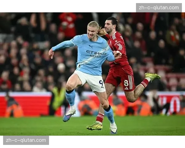 远藤航客串右闸遭遇重伤 利物浦后场人员短缺问题进一步加剧